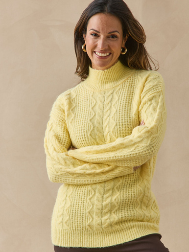 Pull col montant en maille fantaisie