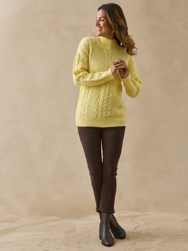 Pull col montant en maille fantaisie