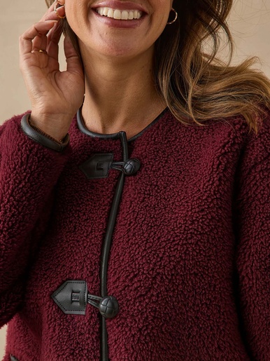 Veste à brandebourgs