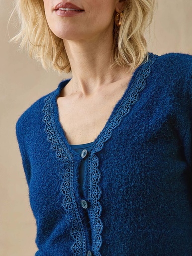 Gilet avec galon dentelle