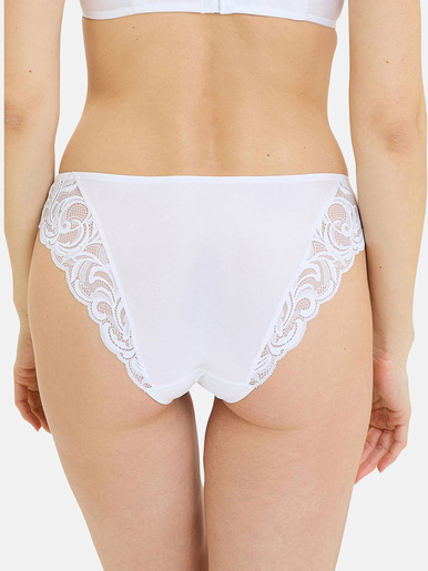 Culotte dentelle et microfibre