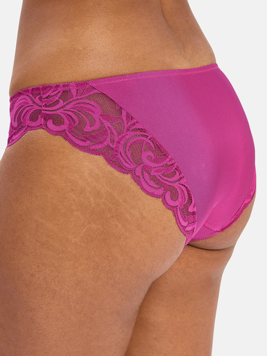 Culotte dentelle et microfibre