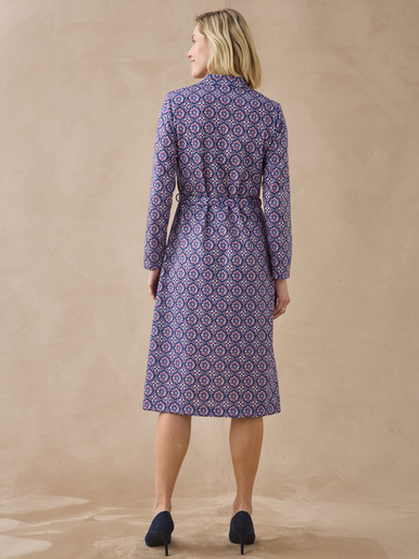 Robe classique en maille fluide