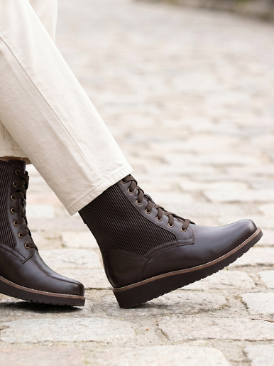 Boots compensées à lacets et zip