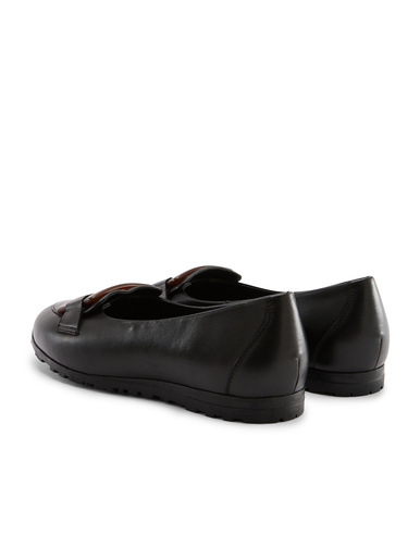 Ballerines larges à boucle fantaisie