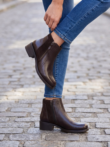 Boots double zip