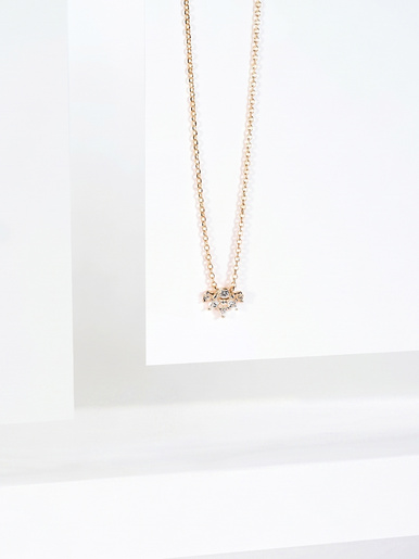 Collier étoile en plaqué or
