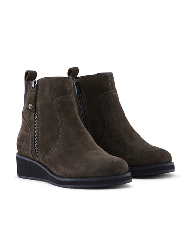 Boots double zip