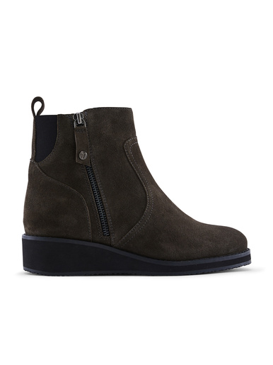 Boots double zip