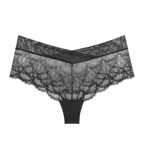 Shorty Love in Lace